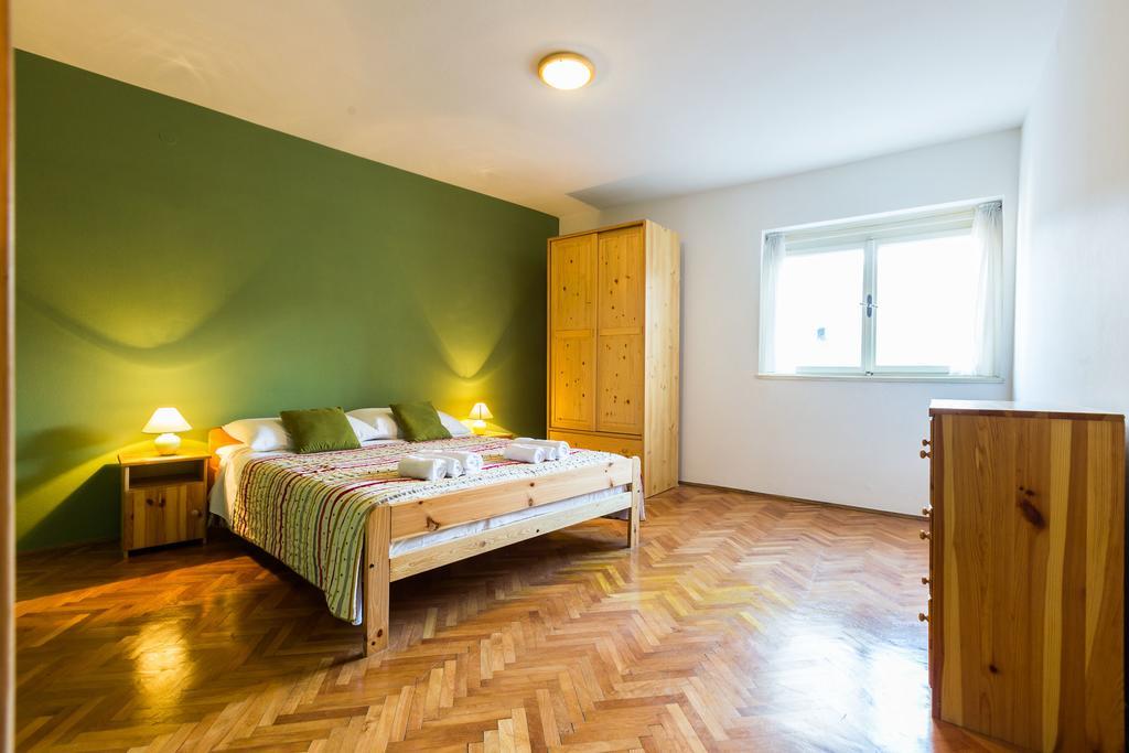 Lavender Apt. W. Balcony In Old Town Zadar Habitación foto